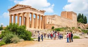 Perspectives sur la visite stratégique de cadres du tourisme allemand à Athènes, favorisant les liens touristiques grecs