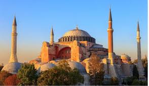 Kompletný sprievodca historickými pamiatkami a pulzujúcim životným štýlom Istanbulu