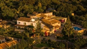 Experience Transformation at the FUEGO Retreat in Mallorca’s Historic Ca’n Beneït Estate