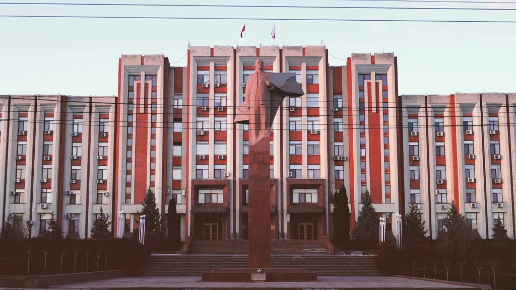 Nega Transnistriyaning Sovet jozibasi va tan olinmagan maqomi butun dunyo bo'ylab sayyohlarni o'ziga jalb qilmoqda