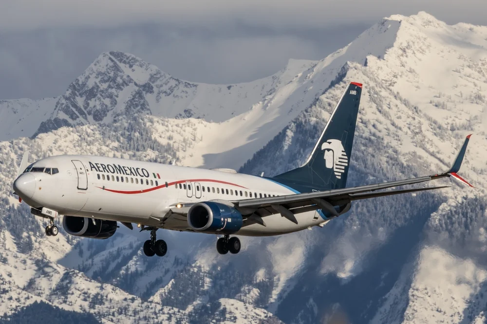 Aeromexico Leads Worldwide in Flight Punctuality in October 2025, Outperforming Key Airlines