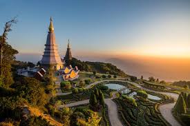 Navigating Thailand’s Tourism Landscape During the Year of Mourning for Queen Sirikit