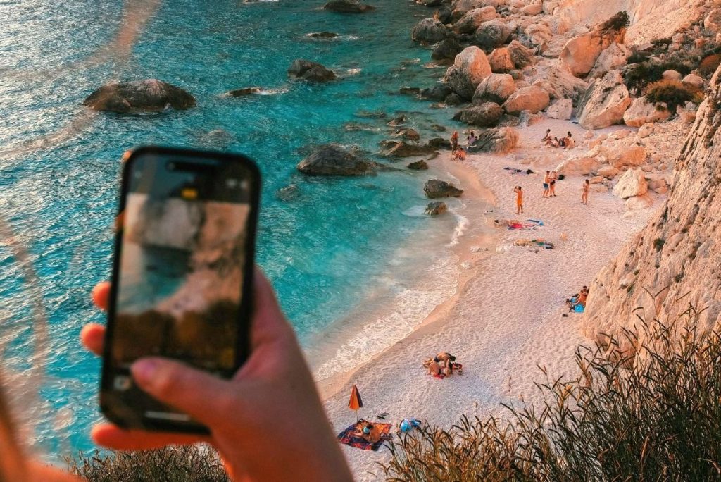 Greece’s Islands Draw Impressive 11% Share of Worldwide Island Tourists in 2024