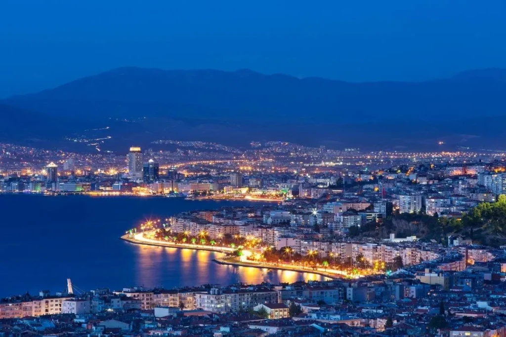 Discover the Timeless Allure of Izmir, Turkey’s Aegean Coastline and Heritage