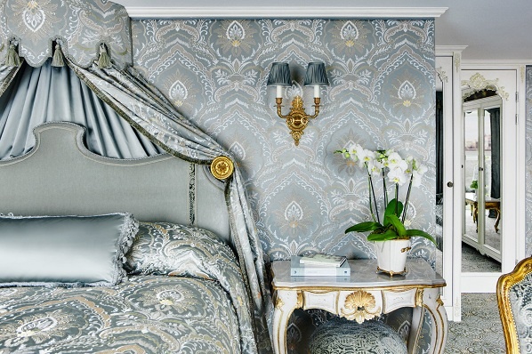 Ervaar de Elegantie van Uniworld’s Super Ship Maria Theresa in Channel 4’s Nieuwste Special over Luxe Cruises