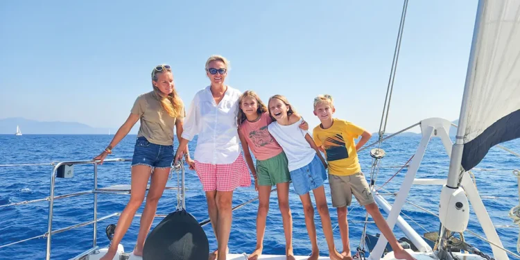 Family Life at Sea: How the Kids-Aboard! Flag Builds Community for Young Cruisers
