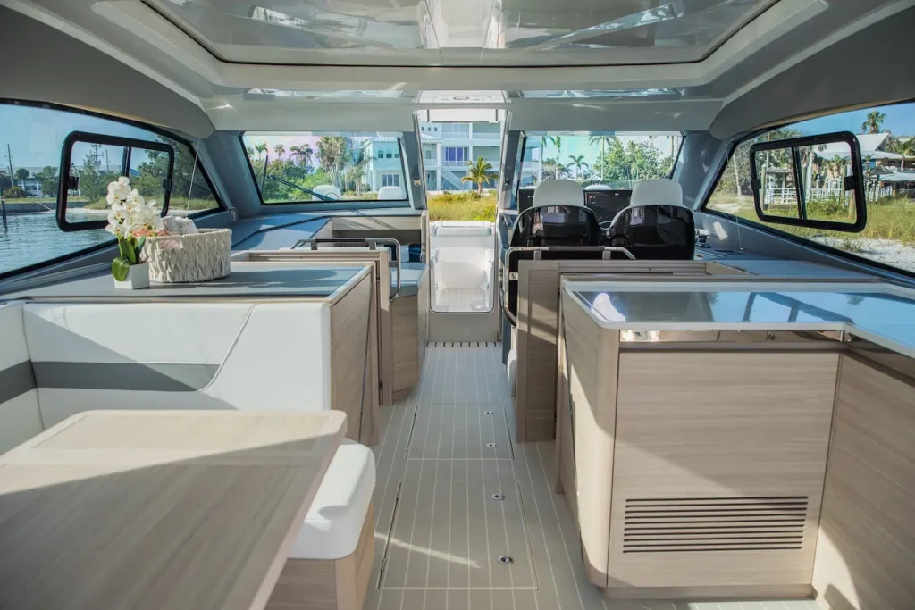 Aquila 42 Coupé unveiled at boot Düsseldorf: performance, layout and market reach