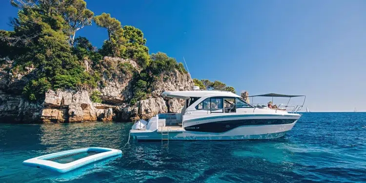 Miami International Boat Show 2026: New Layout, Key Models, and Visitor Tips