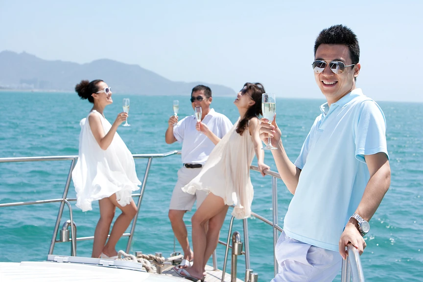 将游艇所有权作为一项资产：成本、租赁回报和旅游用途