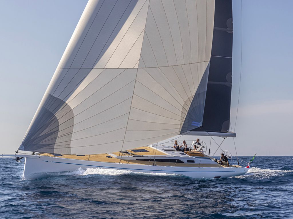 Grand Soleil 52 Performance — Matteo Polli와 Nauta Design이 디자인한 55피트 이탈리아산 퍼포먼스 크루저