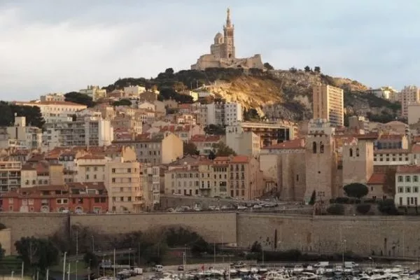 Freedom Boat Club laajenee Marseillessa: Port de La Pointe Rouge ja Port de Servaux liittyvät verkostoon