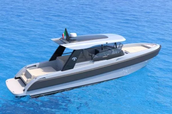 logistik, räckvidd och produktionstidslinjer för en 35-knops vätgasdriven daycruiser