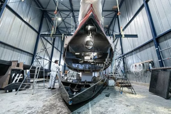 Charal 2’s Full Hull-Bottom Replacement and Single-Handed Performance Upgrade