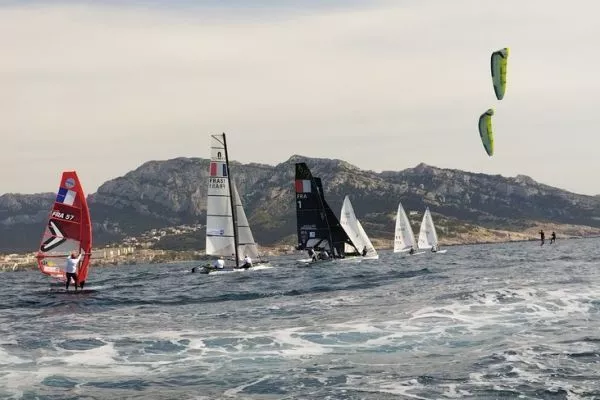 Marselning Fransiya Elita chempionati 2026: yangi format, Olimpiadaga tayyorgarlik va mahalliy suzib yurish madaniyati