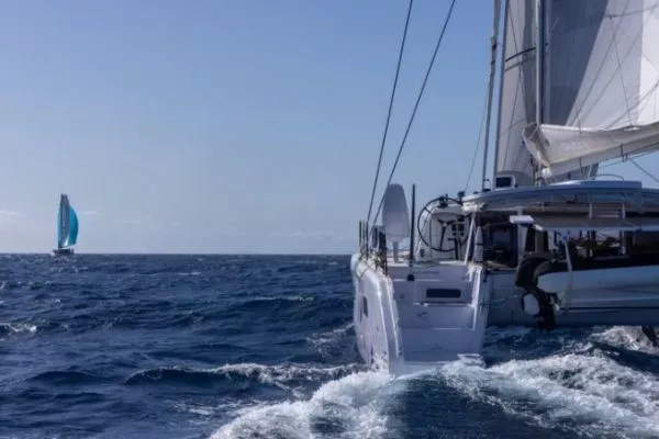 A World Odyssey 25 do Grand Large Yachting zarpa de Lanzarote numa etapa atlântica de 2.700 milhas náuticas