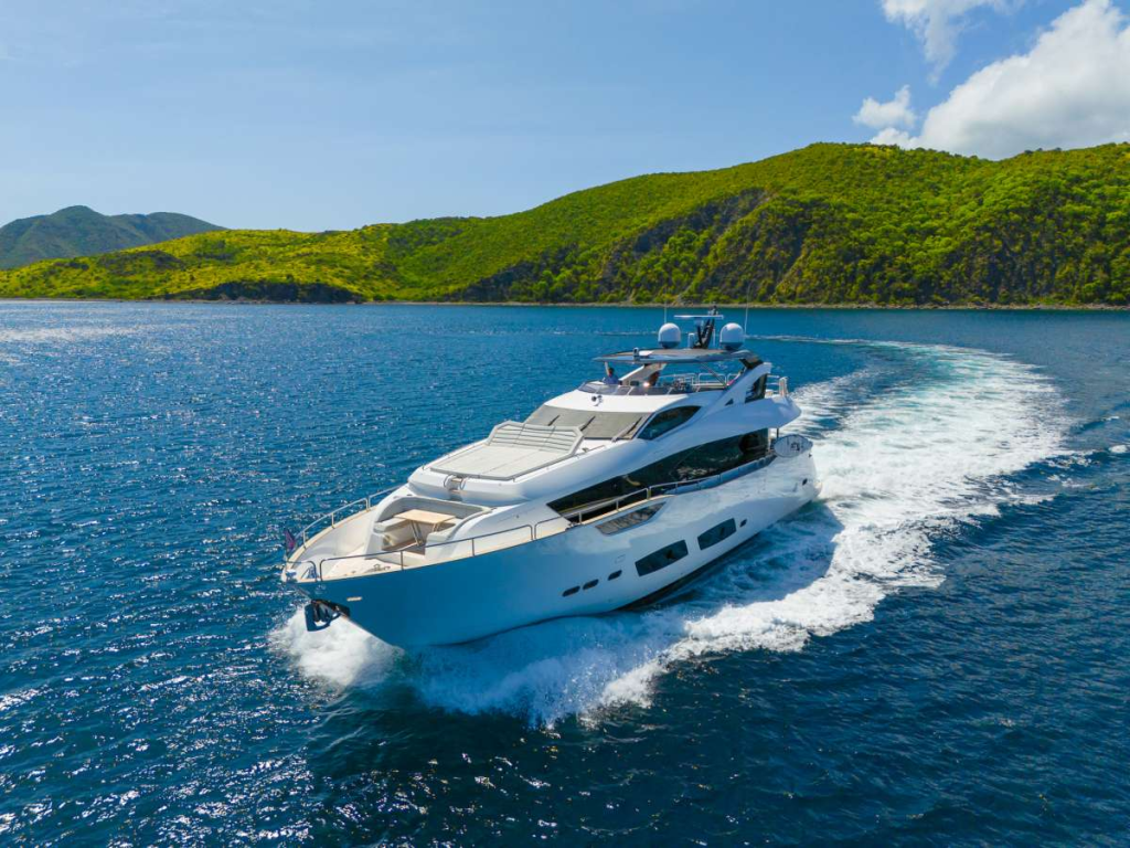 Weekly Yacht Charter Costs in the Caribbean: Prices, Seasons, and What’s Included