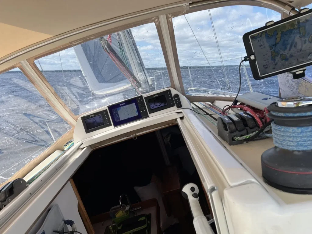 Updated Marine Navigation Tips and Electronics Practices for Safer Voyages