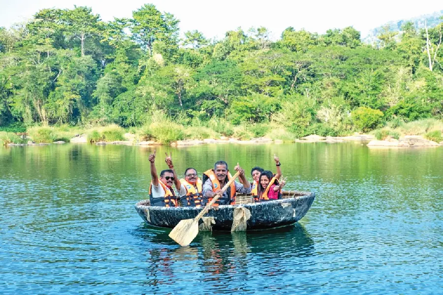 Panamkuzhy Introduces Licensed Coracle Rides on the Periyar River, Kerala