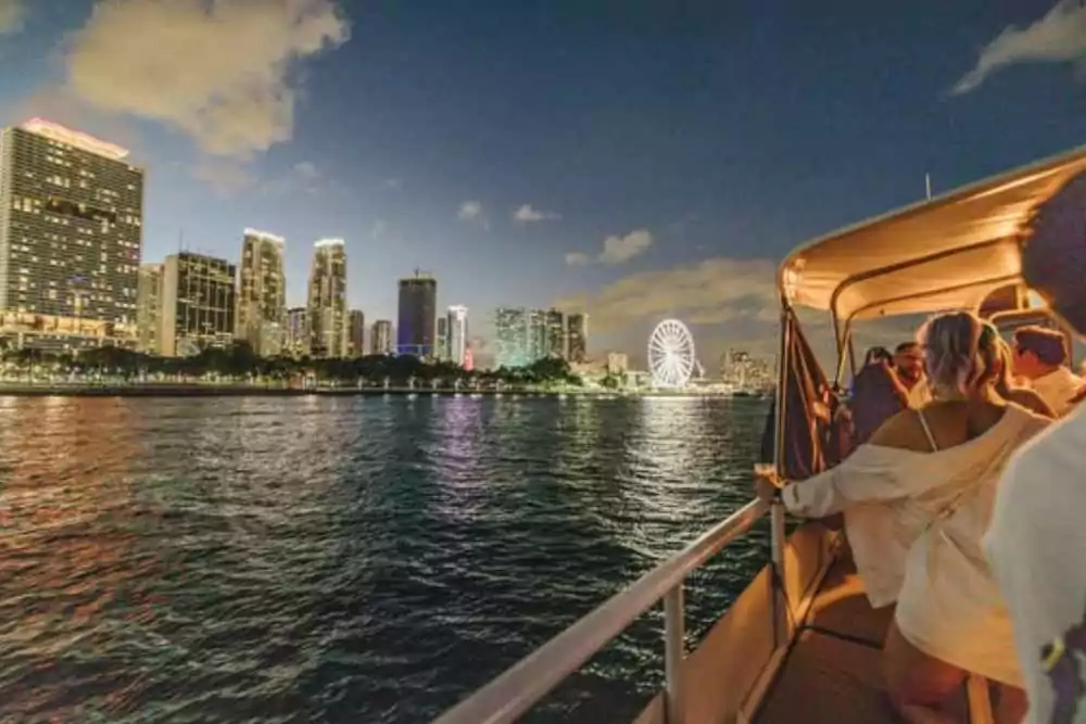 Fort Lauderdale Private Jachten: Praktische Gids voor Charteren en Varen