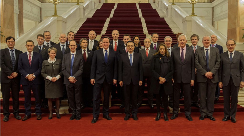 How V&A Exhibitions, Trade Delegations and Touring Logistics Shaped UK–China Cultural Links
