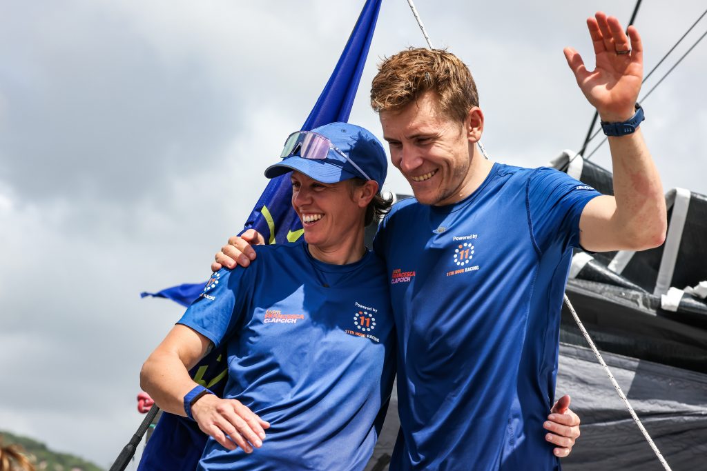 Francesca Clapcich en Will Harris verzekeren zich van de tweede plaats aan boord van 11th Hour Racing in de IMOCA Transat finish