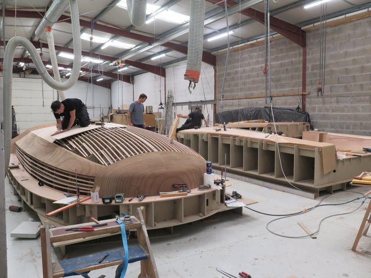Manuard-design Mini 6.50: Plug Construction Begins in La Trinité-sur-Mer