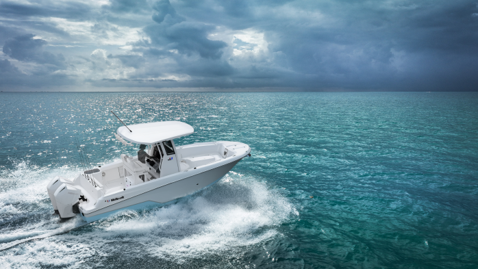 Wellcraft 243 Fisherman: Practical Centre Console for Coastal Anglers and Charterers