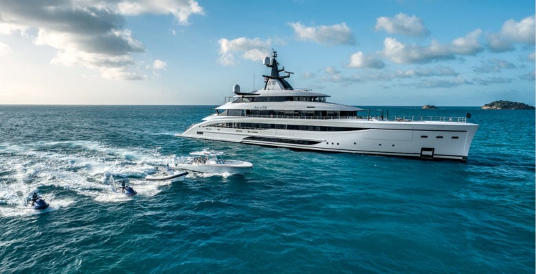 CRN M/Y Amor à Vida: planuri punte, facilități și design gata de închiriere
