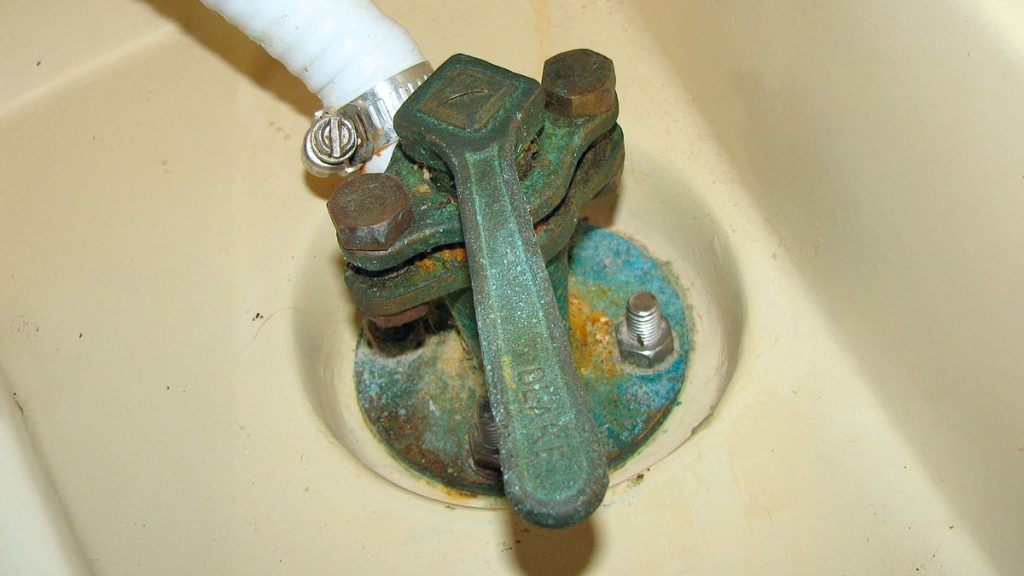 Electrically bonding seacocks — what boatowners should know for safer leisure cruising