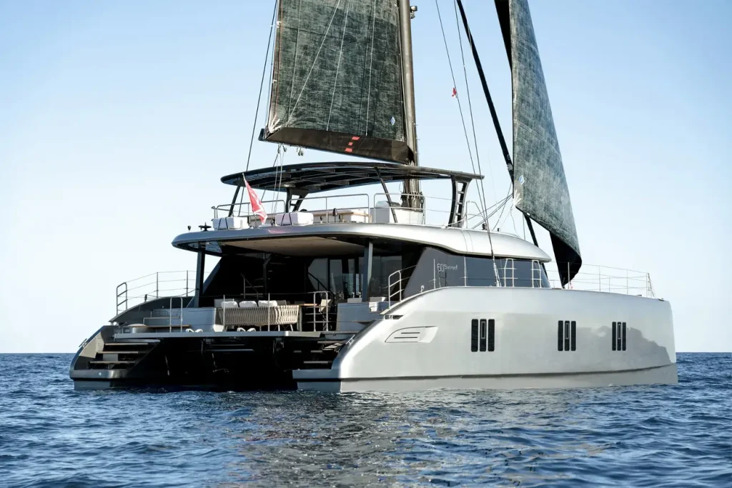 SERENITY: Sunreef 60 Eco Katamaran-charter i de grekiska övärldarna